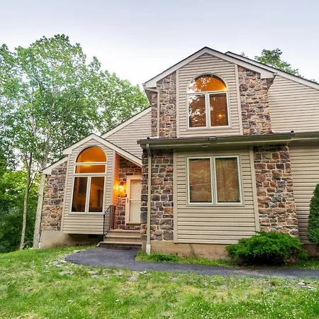 Harmony Hill Stylish 4Bd Mountain Retreat, Hot Tub, Games Villa Bushkill Exterior photo